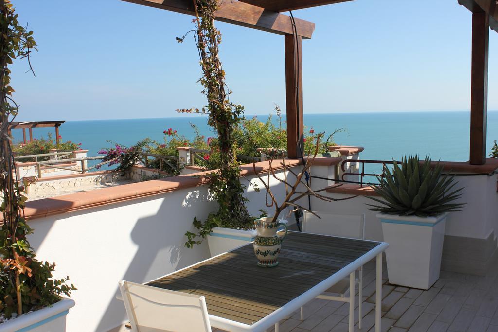 Holiday Lodge Al Porto Mattinata Exteriér fotografie