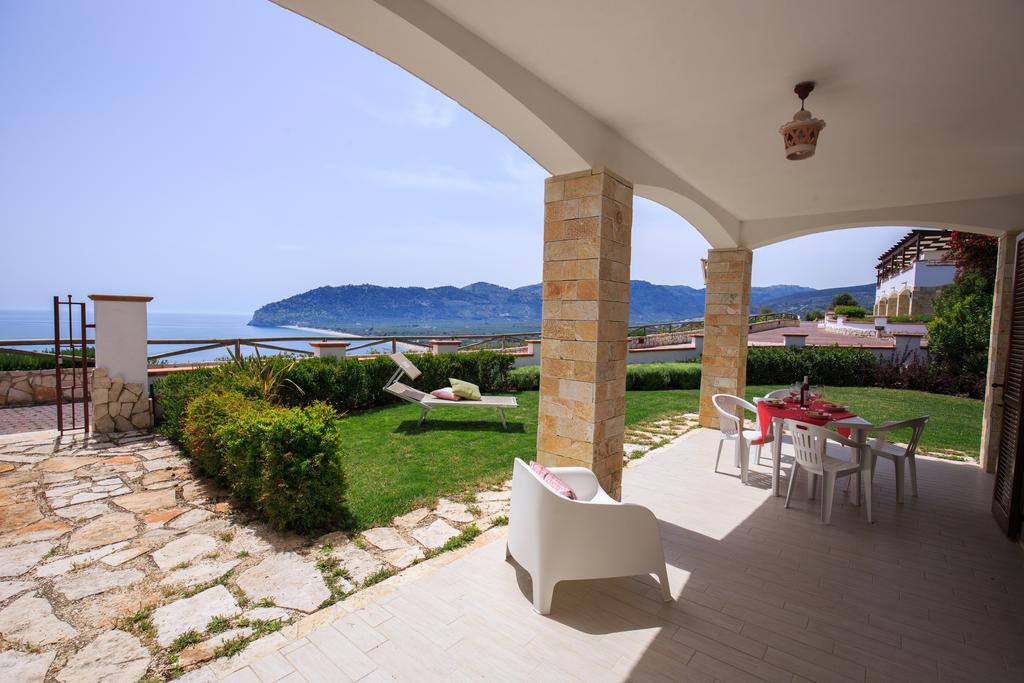 Holiday Lodge Al Porto Mattinata Exteriér fotografie