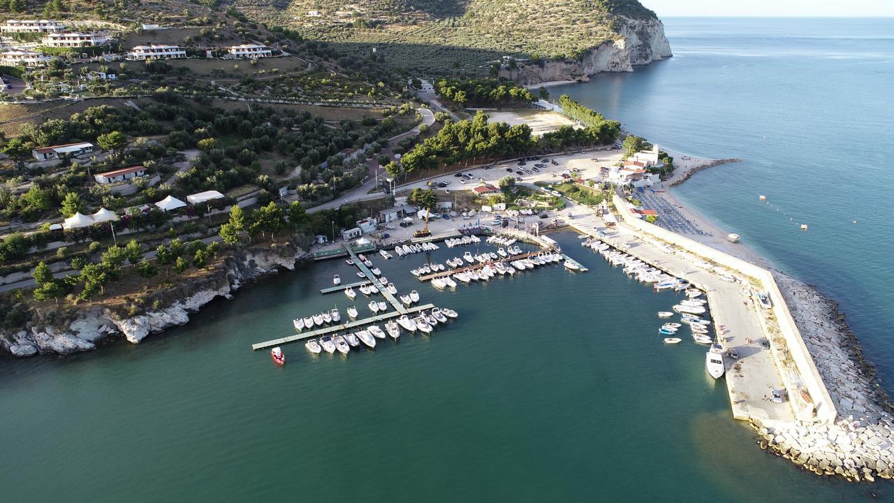 Holiday Lodge Al Porto Mattinata Exteriér fotografie